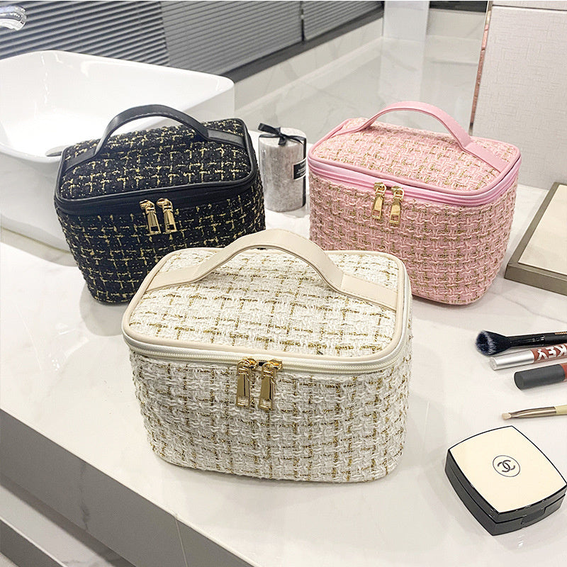 Makeup bag